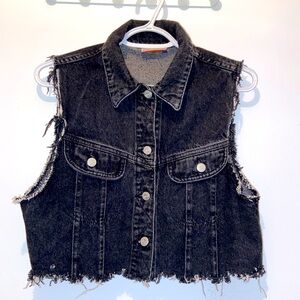 Denim cropped vest with acrylic paint